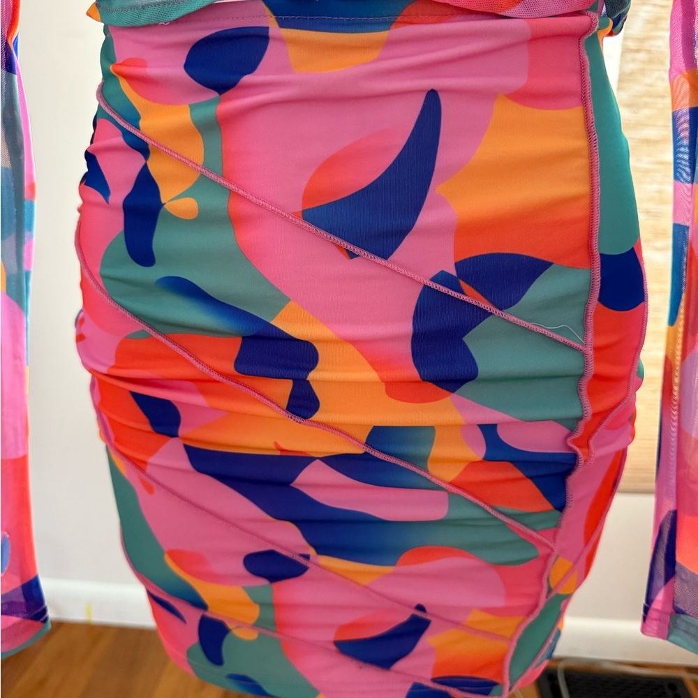 Tiger Mist Colorblock Two-Piece Set - Picture 3 of 9